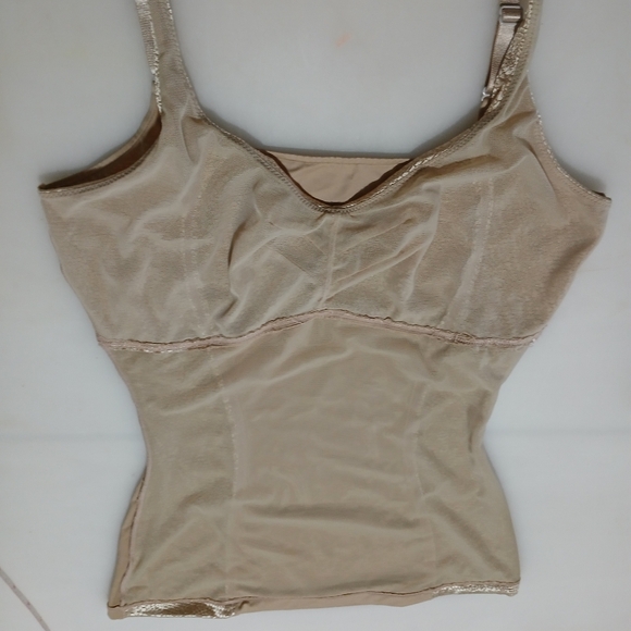 Love Your Assets Camisole - Picture 8 of 8